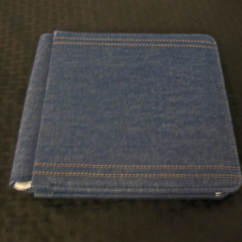 CREATIVE MEMORIES SCRAPBOOK ALBUM 7X7 DENIM